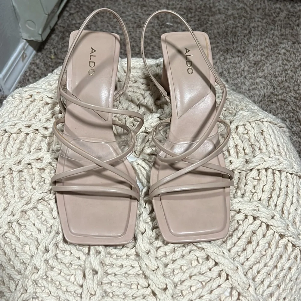 Aldo nude heels - Picture 3 of 4